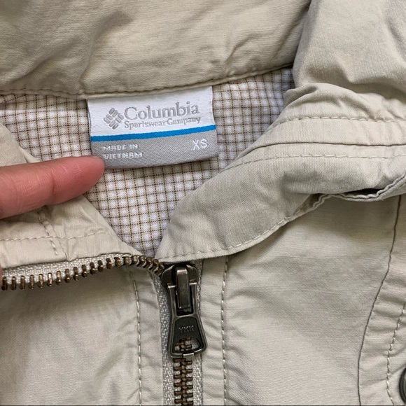 Columbia Sportswear Cream Anorak - Picture 12 of 14